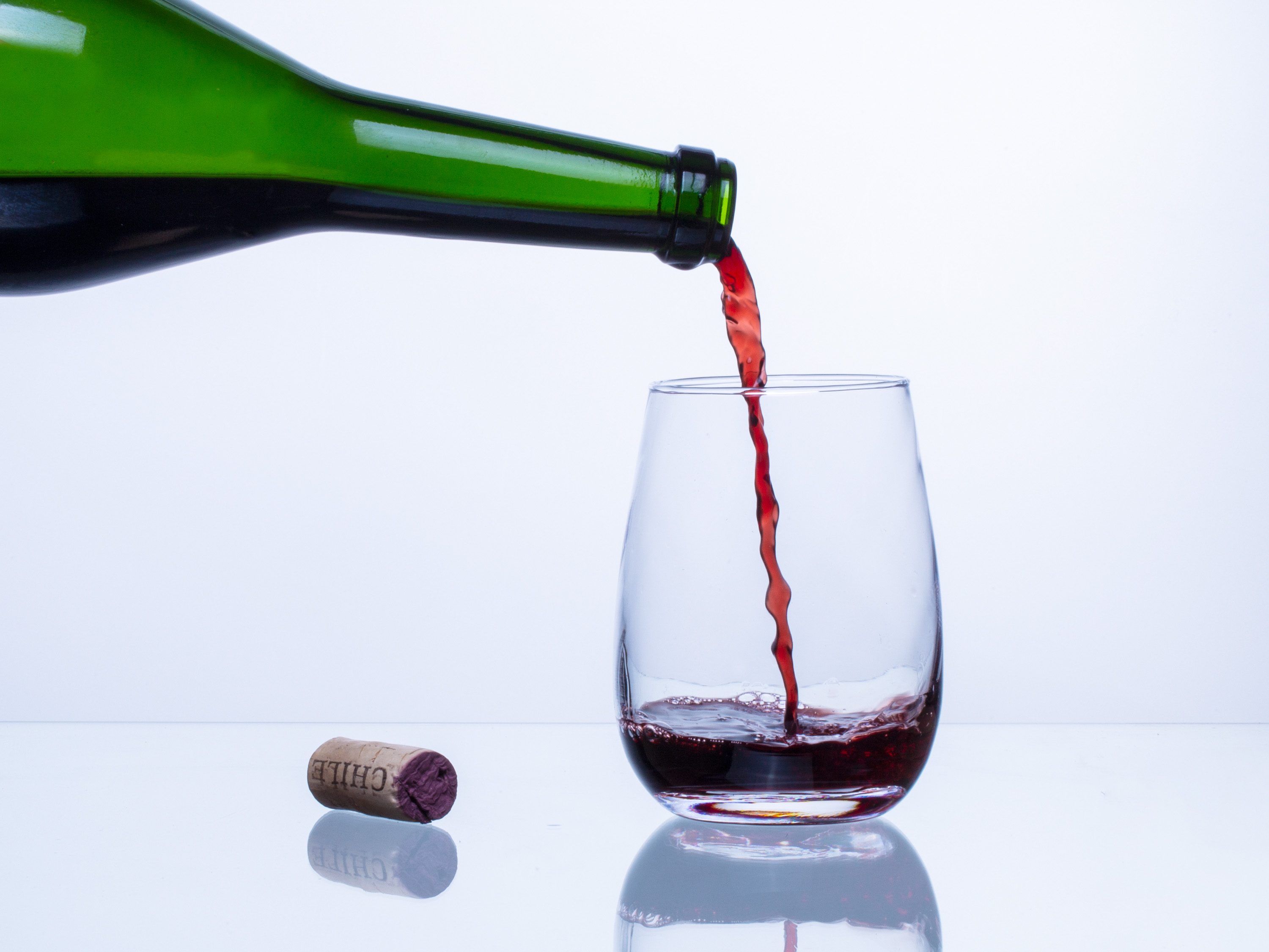 540ml Egg Shape Glass Wine Cup