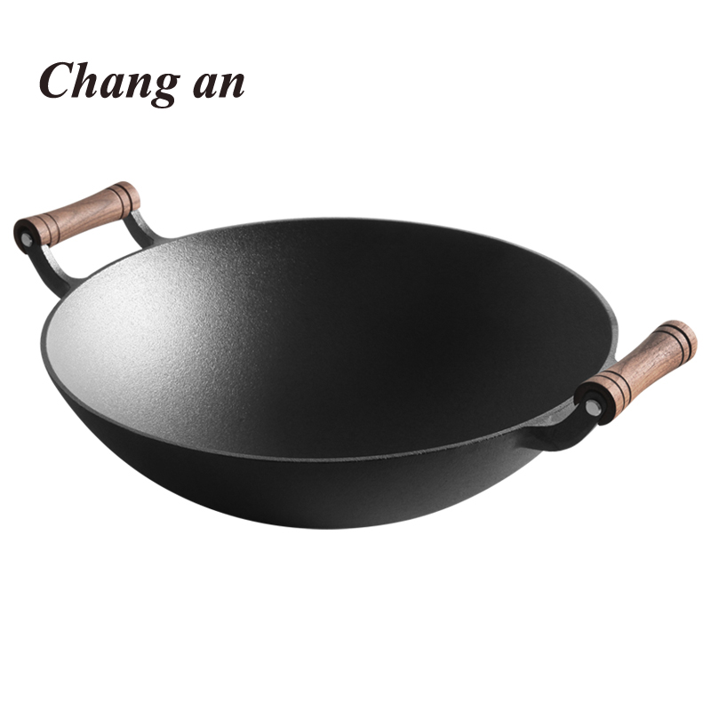 Cast iron wok