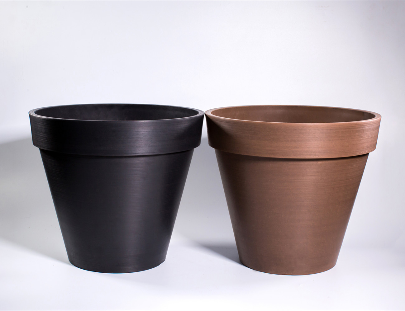 Recylced Plastic Planter Classic Home Decor Flower Pot With Side