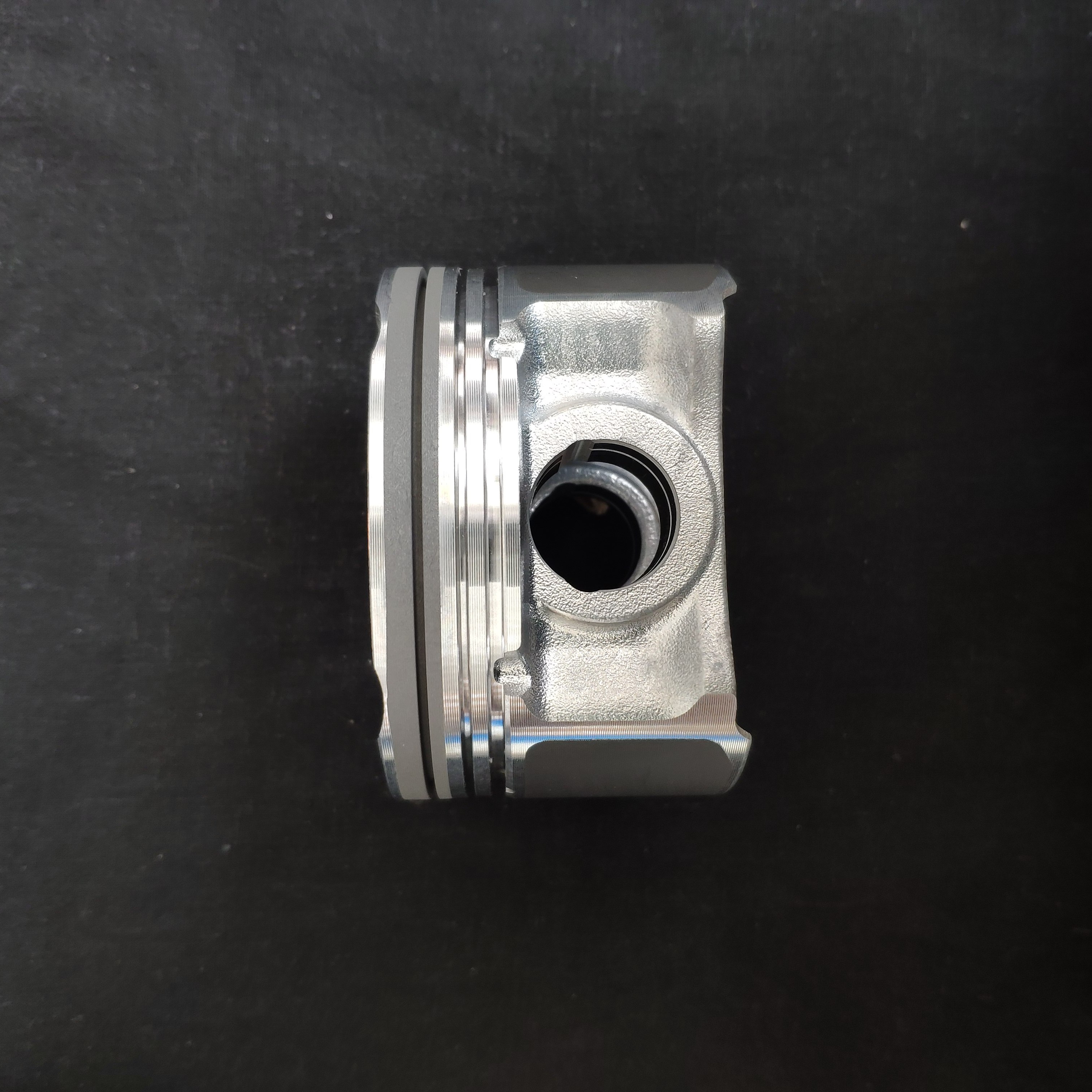Passenger Car Piston for HR16DE 1.6L