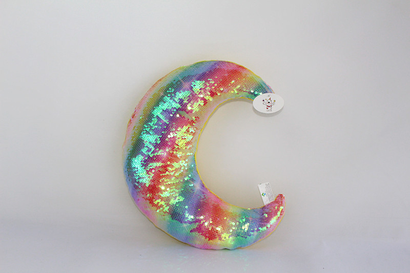 The moon pillow
