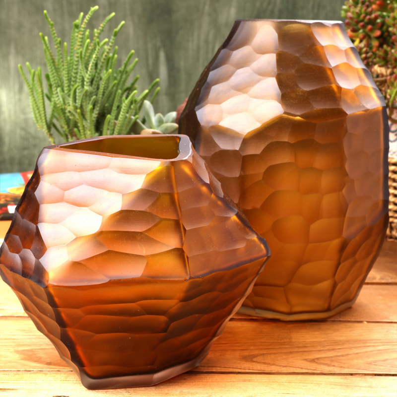 Geometric pattern frosted glass vase