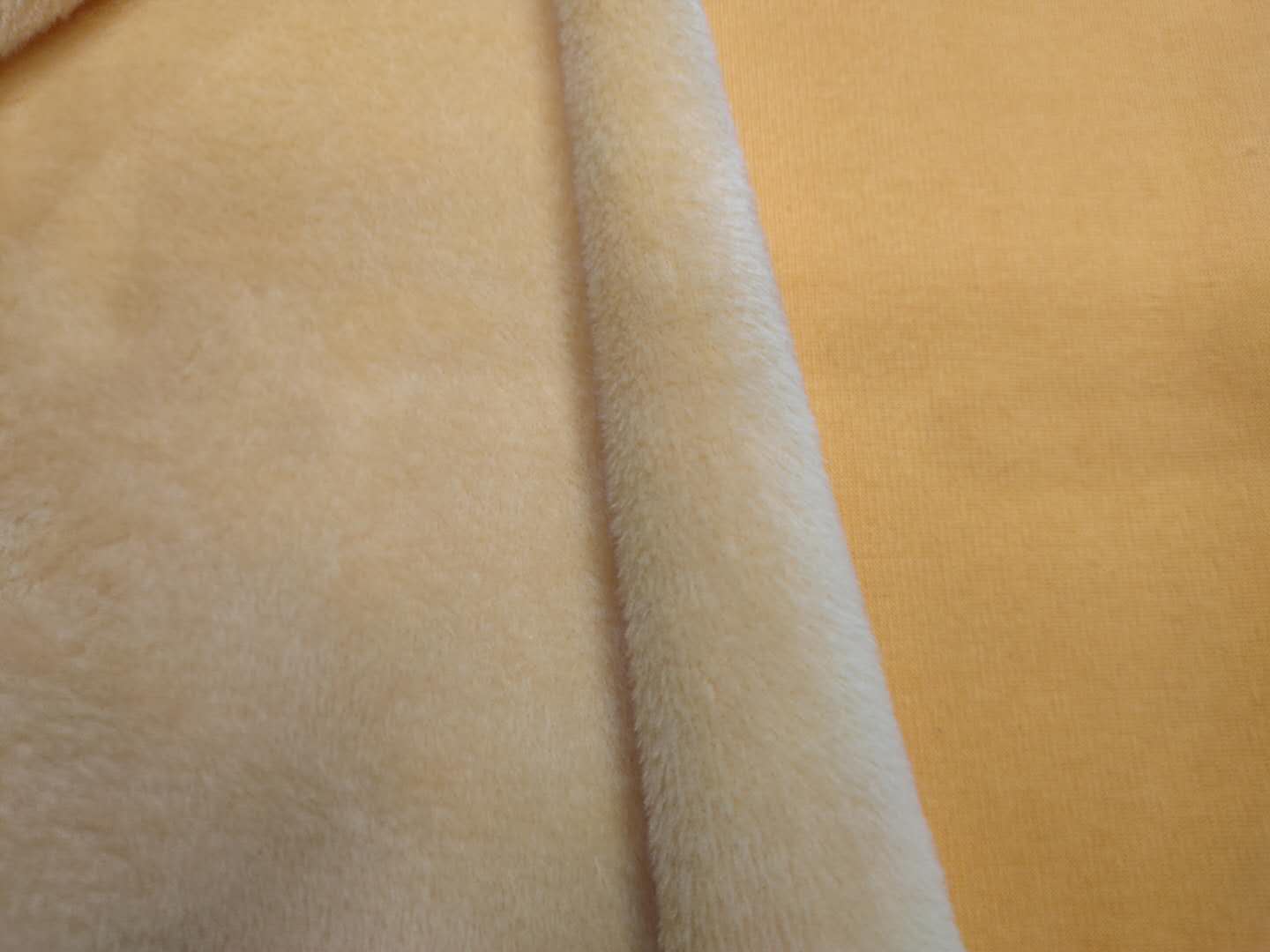69%polyester27%cotton4%spandex velour