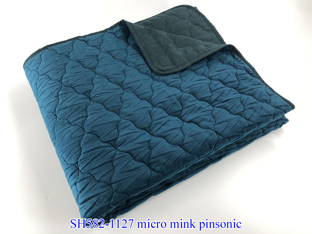 Crinkled micro mink pinsonic bedspreads