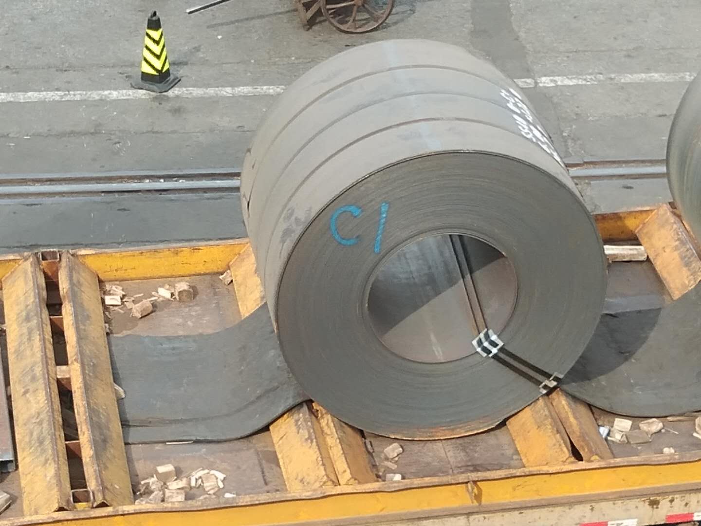 Hot-rolled steel coil