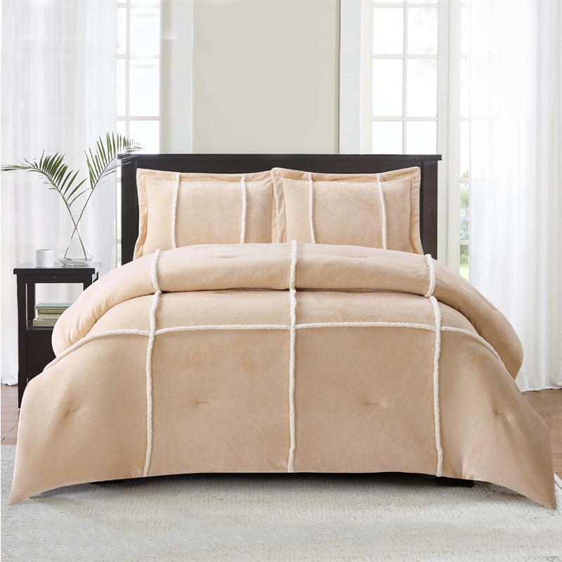 Polyester flannel comforter set