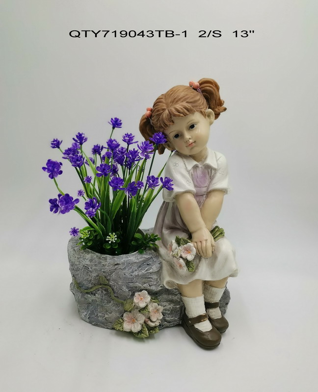 Garden kids with flower pot
