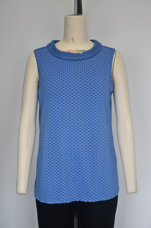 Knit 81%rayon 14%polyester 5%spandex Blue/Black Jacquard,boat Neck Vest
