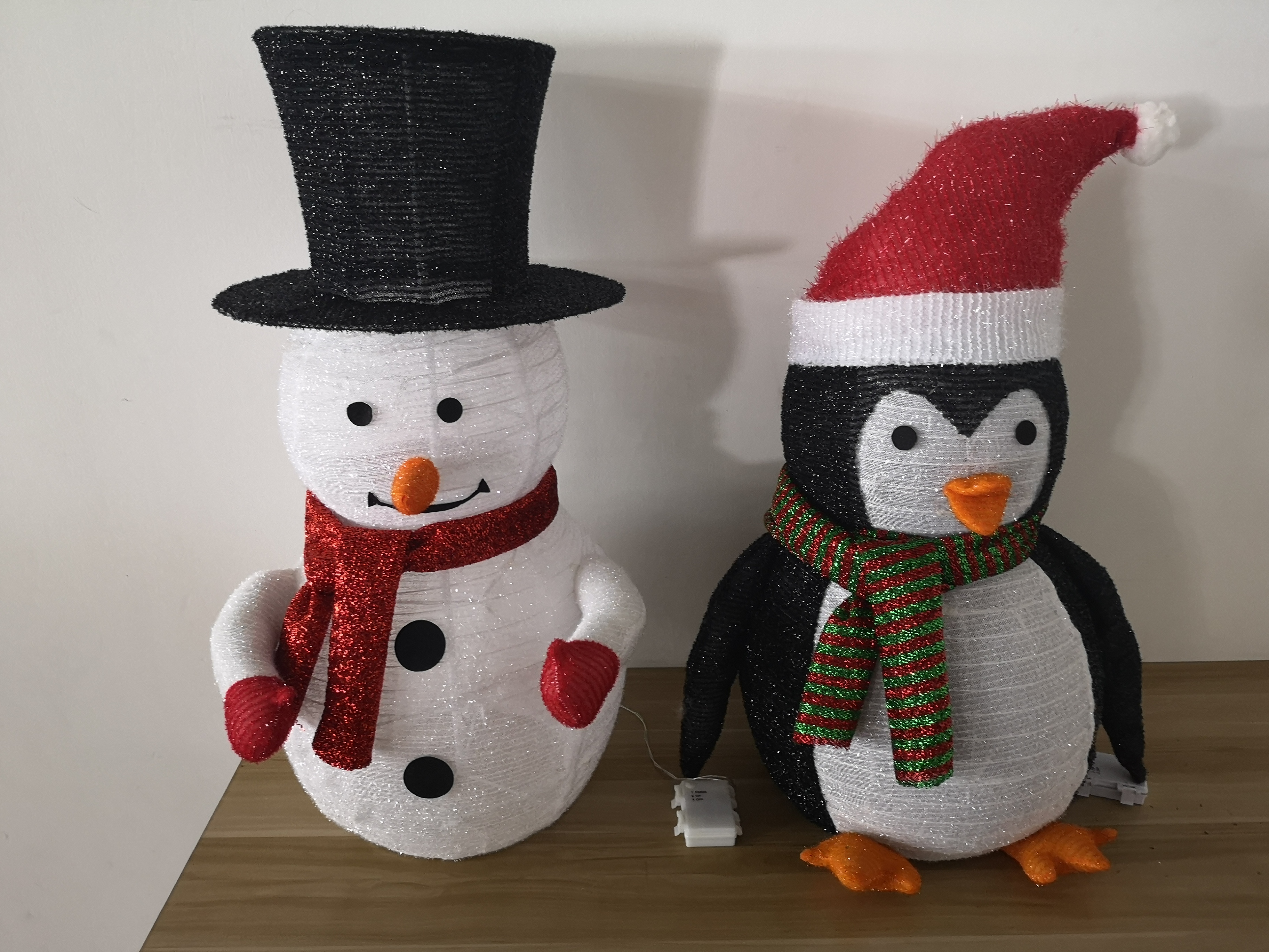Motif Christmas Snowman and Panguin Light