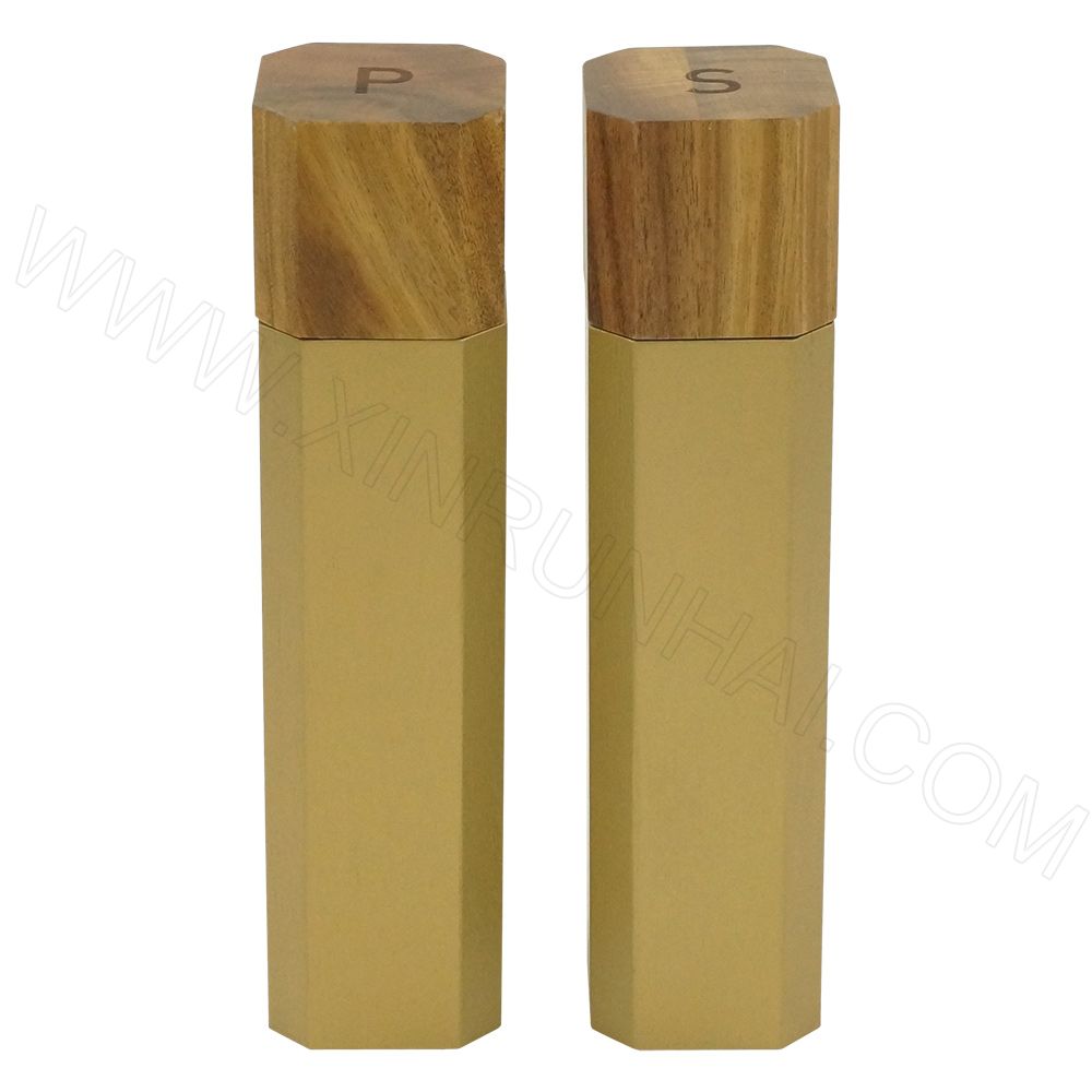 Salt & Pepper Mill