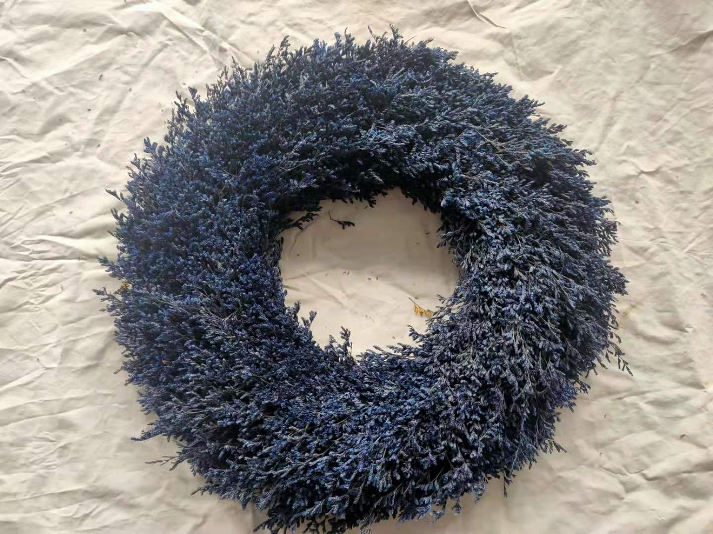 Preserved limonium wreath