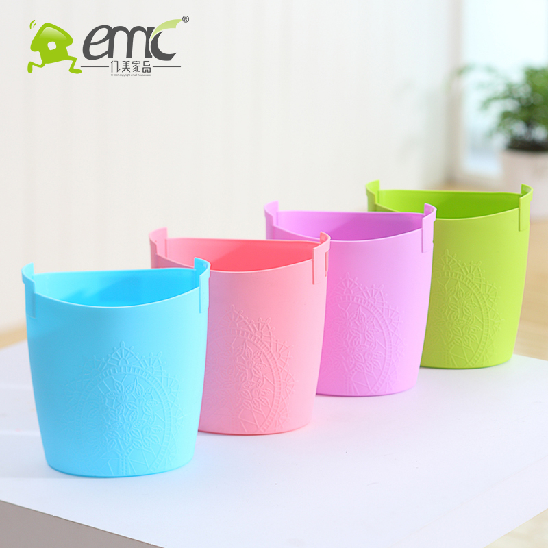 Plastic storage basket