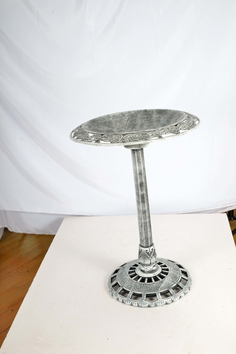 Plastic bird bath