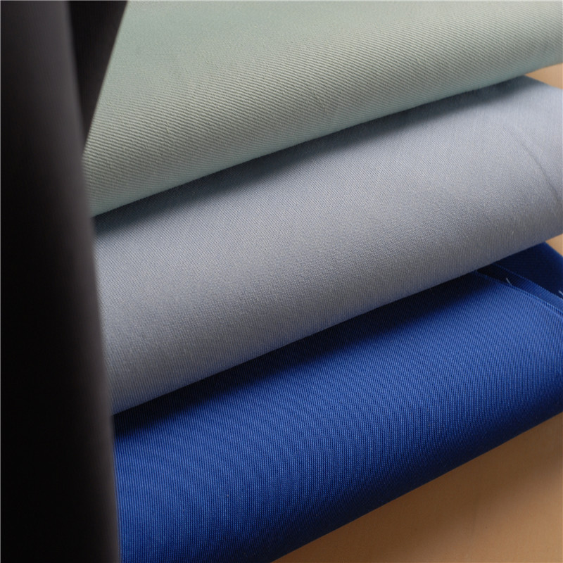 100% Cotton Dyed Poplin 40x40 133x72