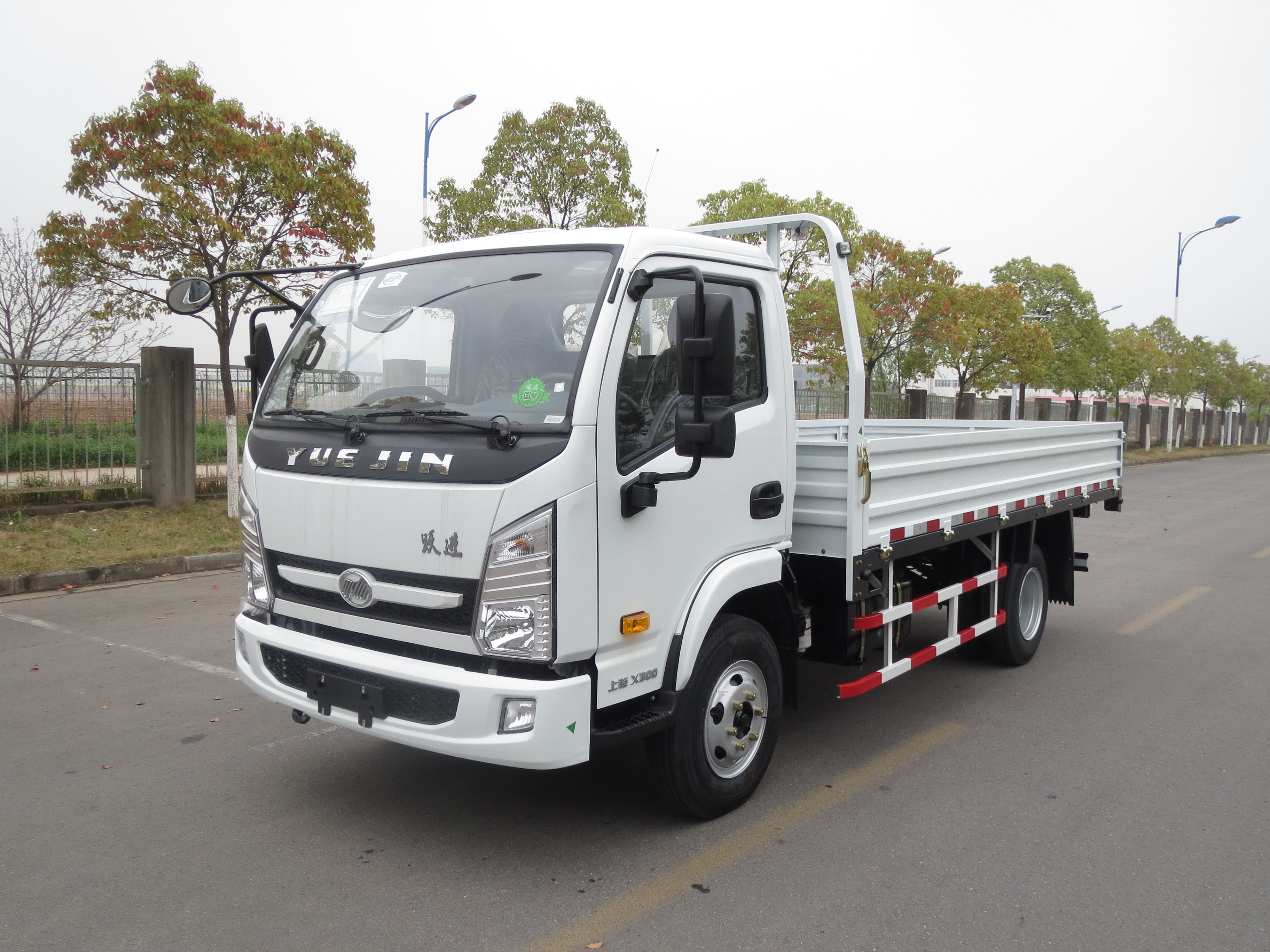 Yuejin Truck X300