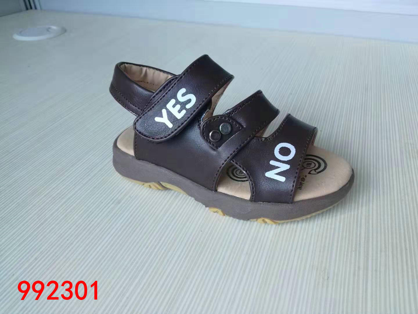 CHINA HUNAN EVERLASTING CO.,LTD. – Men's casual shoes 4