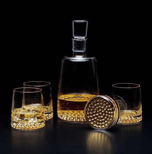 Golden Wiskey Decanter And Cup Set - 5pcs Set
