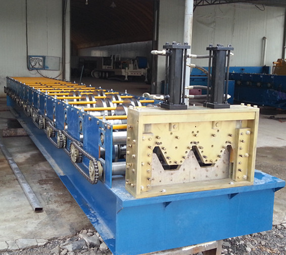 Double-groove No-girder Screw-Joint Multiple Shape Building Machine