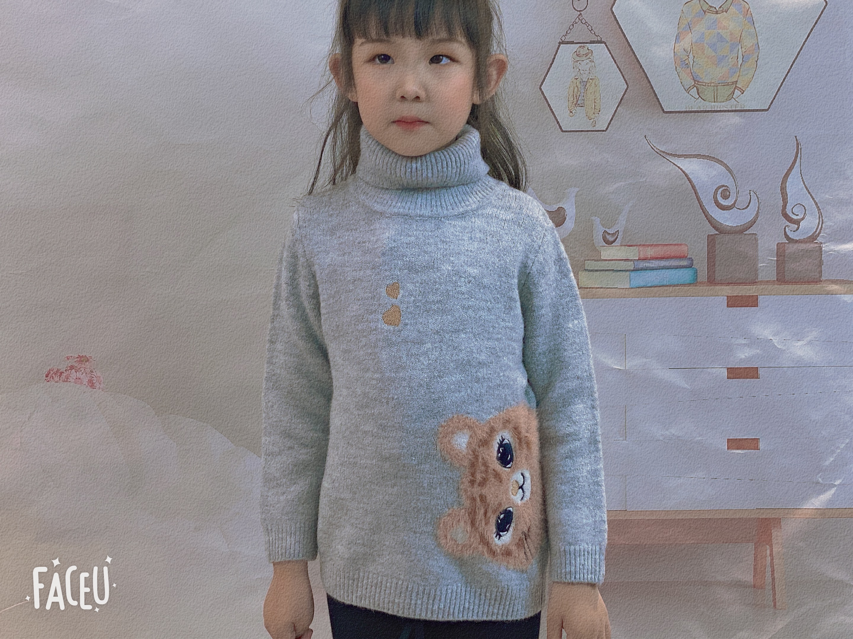 Girl‘s turtle neck pullover animal jacquard