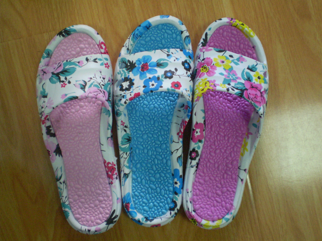 slippers