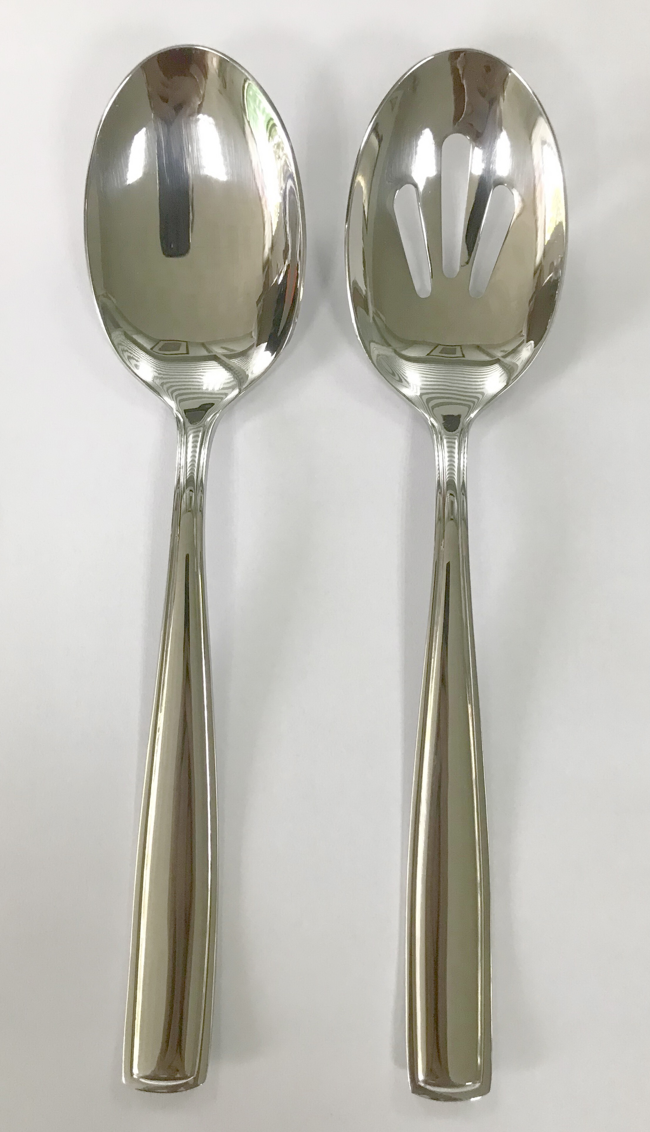 Stainless steel cutlery set
