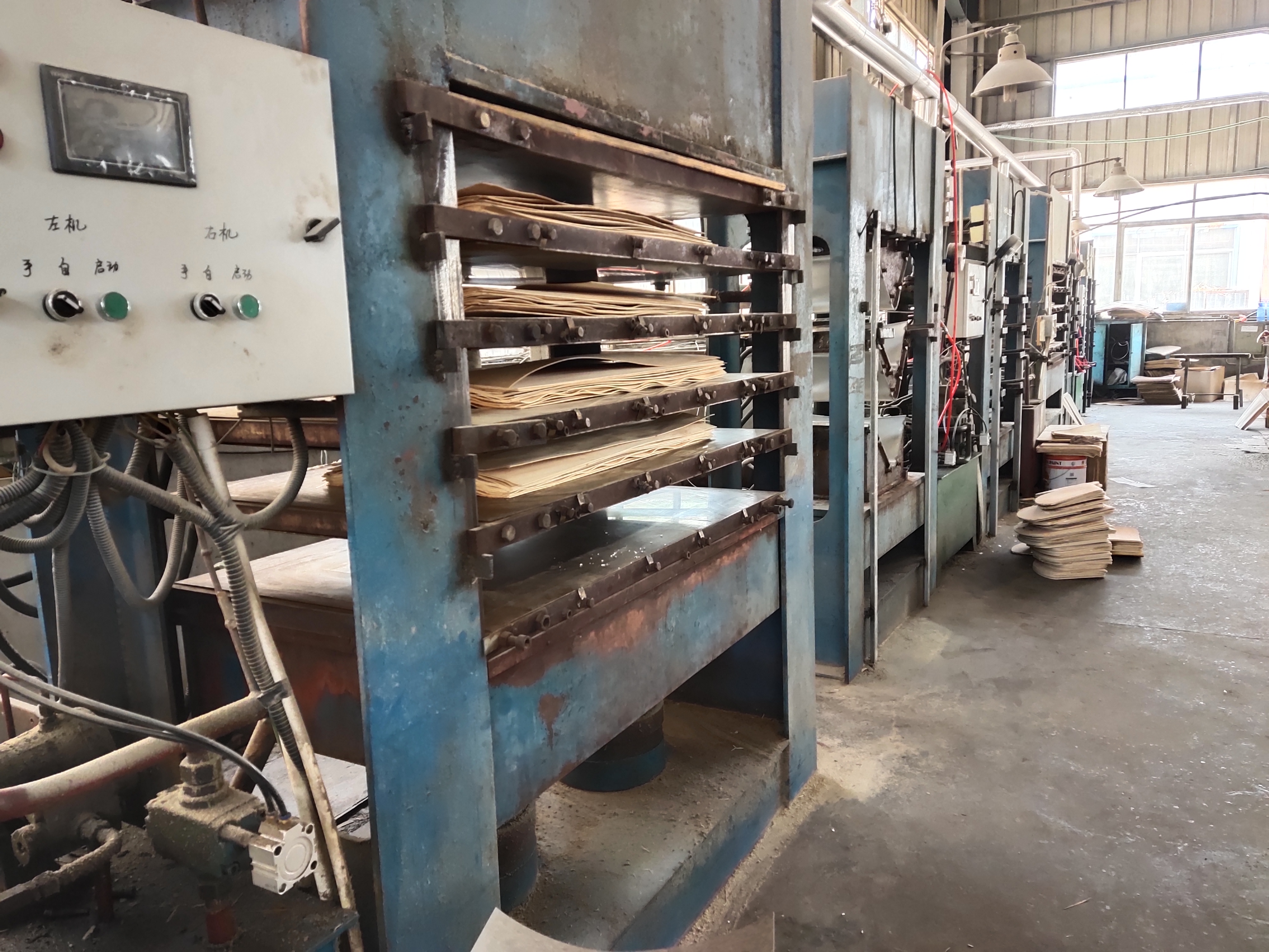 Hangzhou Juniu Chair Industry Co., Ltd. – Dining chairs 1