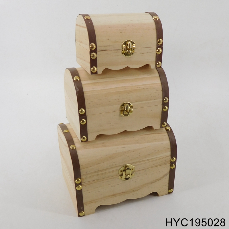 natural small wooden box with dome hinged lid
