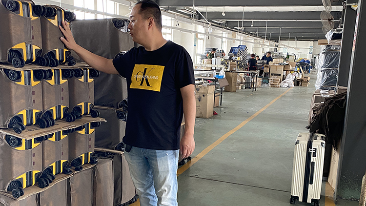 Gaobeidian Junhao Leather Goods Co., Ltd. – suitcases 2