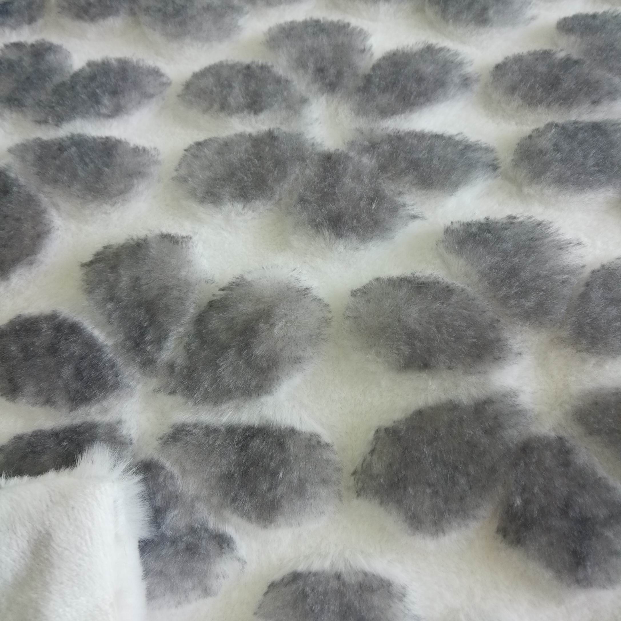 Printed hollow rabbit hair blanket