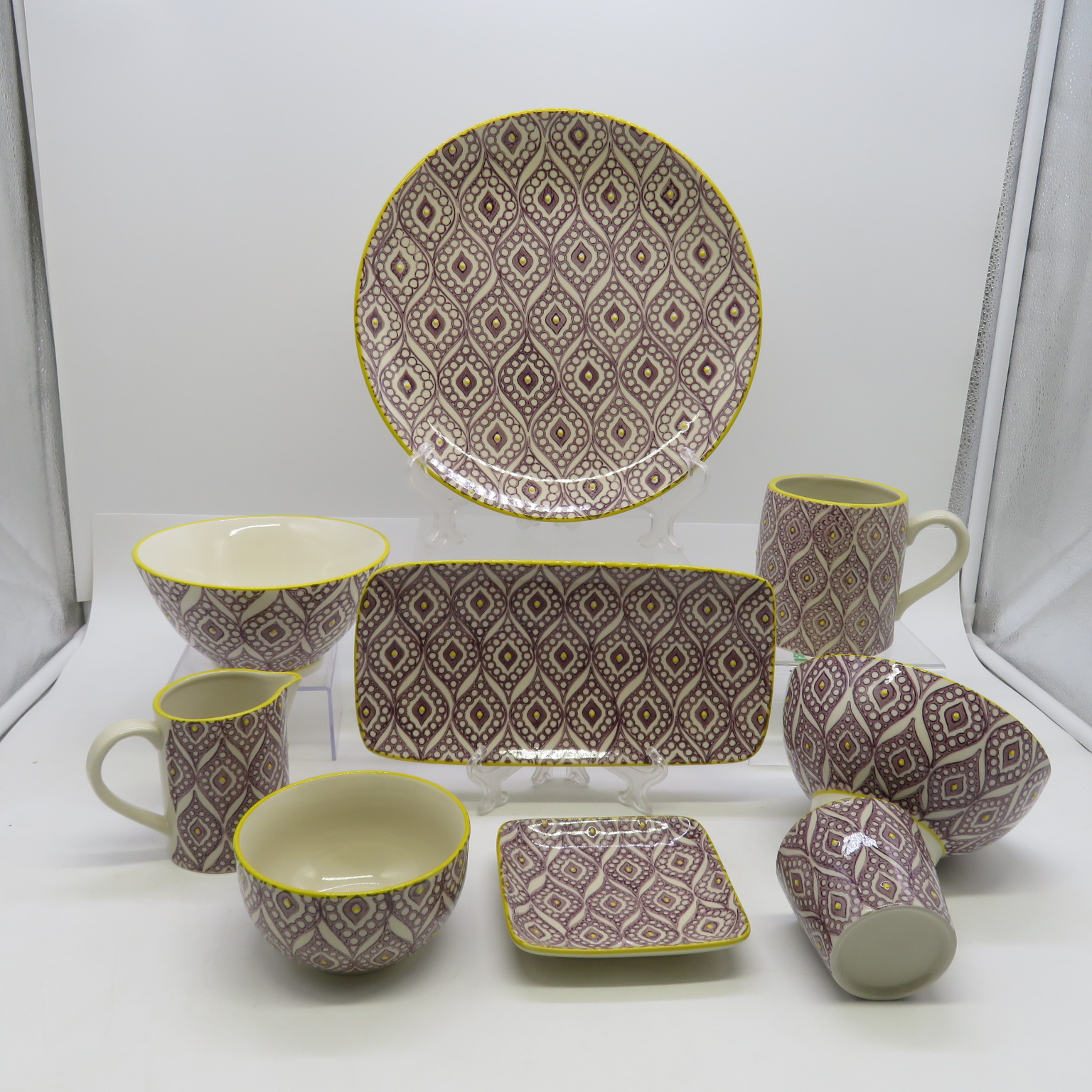 Handpainted Beautiful Eyes Style Tableware Stoneware