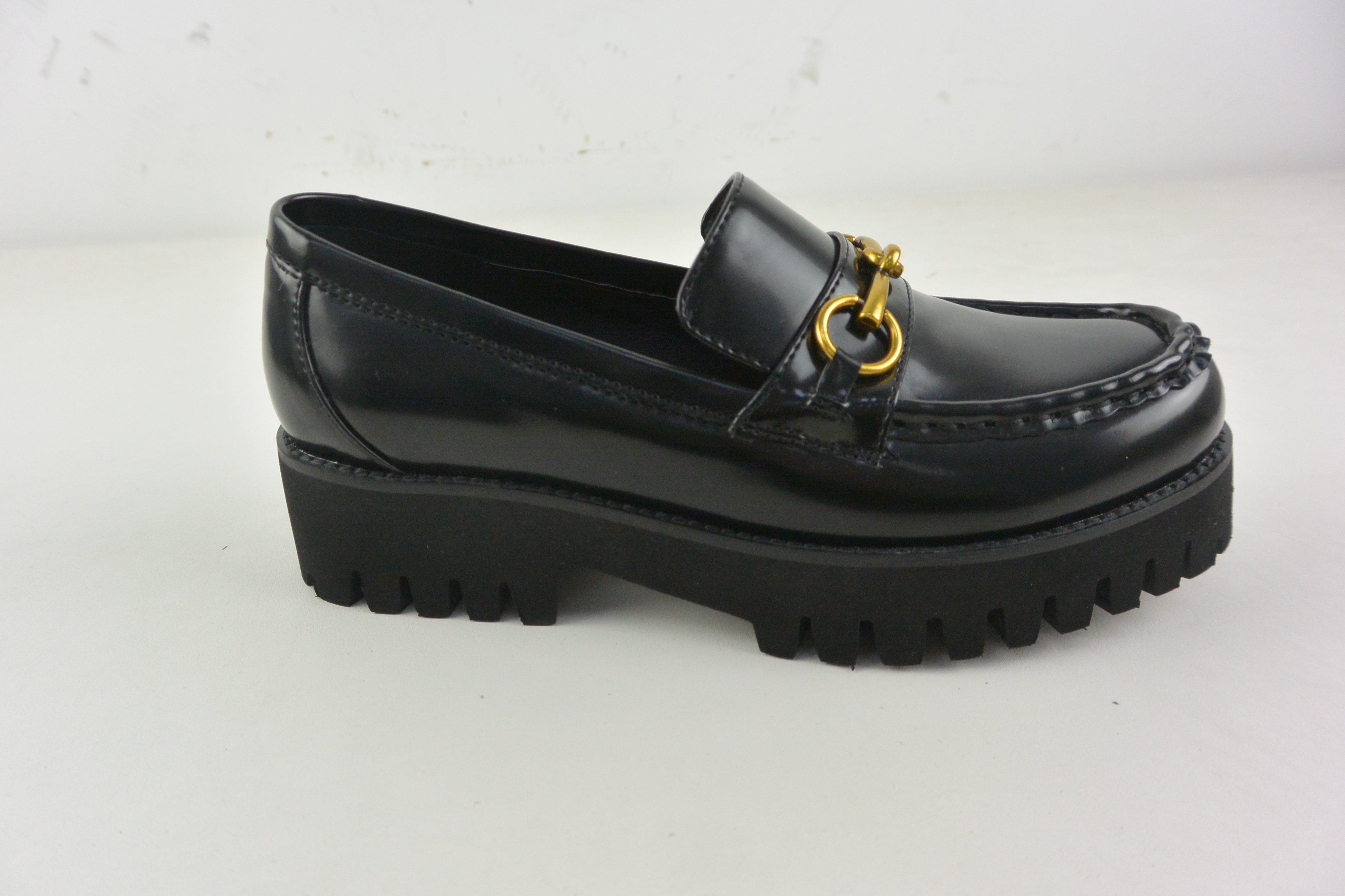 Lady's Flat Shoe