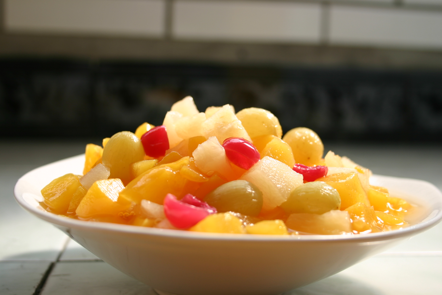 Canned Fruit Cocktail In Syrup Peach Pear Pineapple Grape Cherries