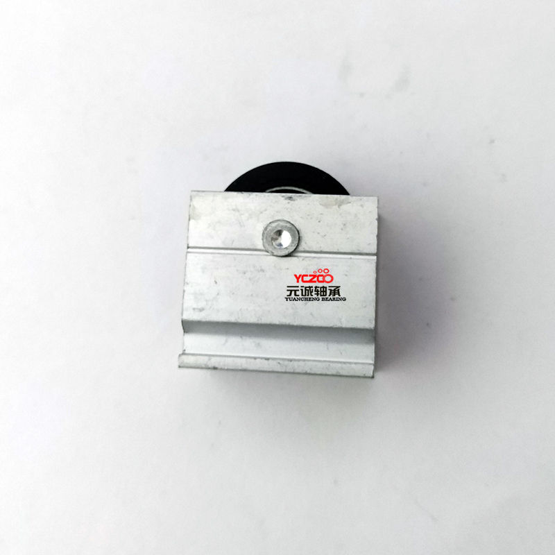 Sliding roller CC002
