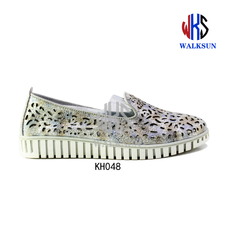 Moccasin shoes
