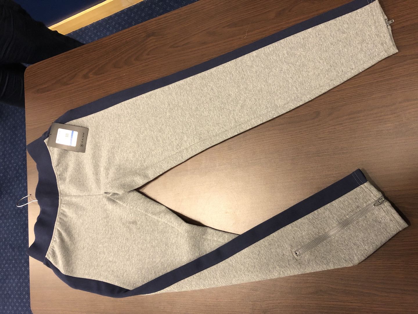 Jiangyin Xinfeng Clothes Manufacturing Co.Ltd – ropa deportiva 4