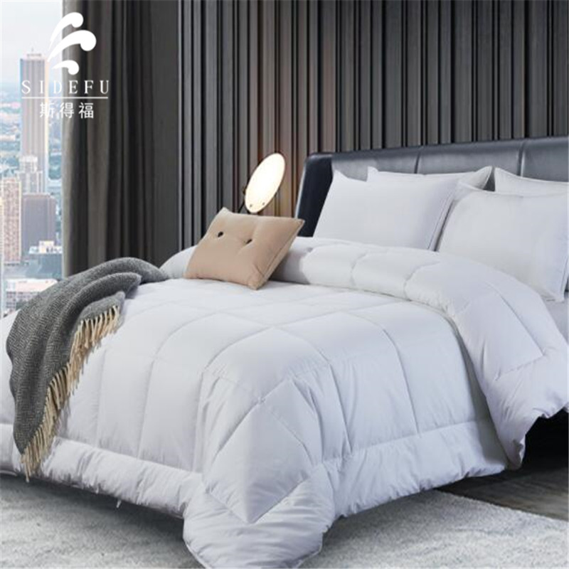 Hotel Polyfiber Duvet Comforter