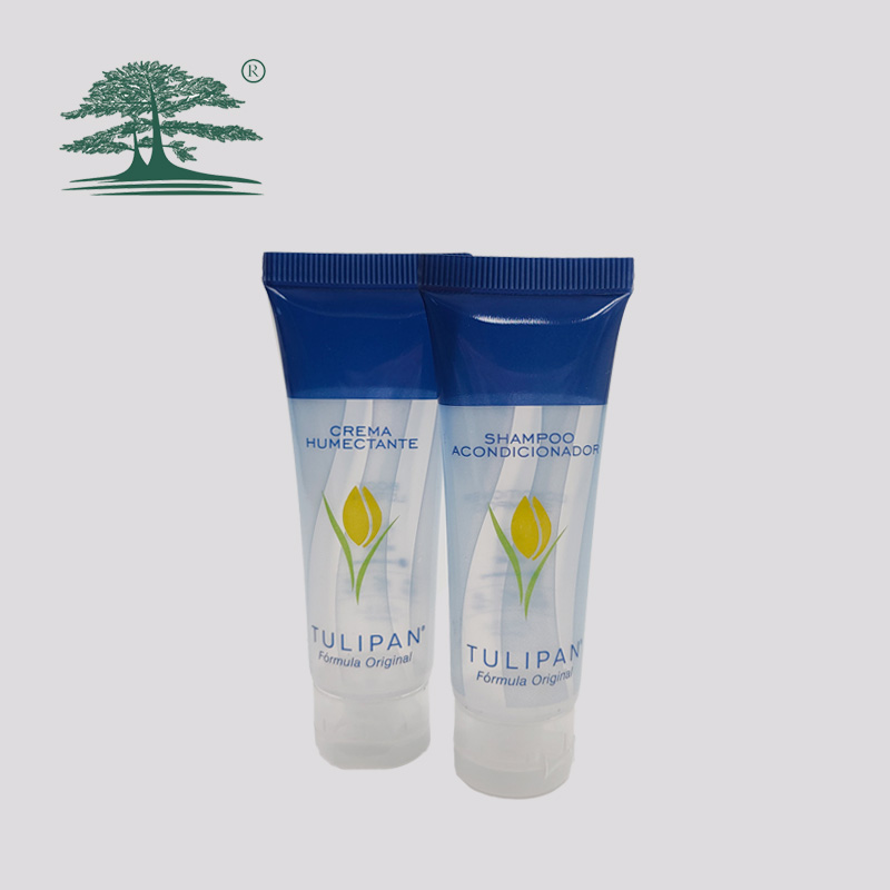 travel amenities set