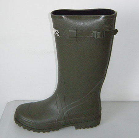 Hunting boots