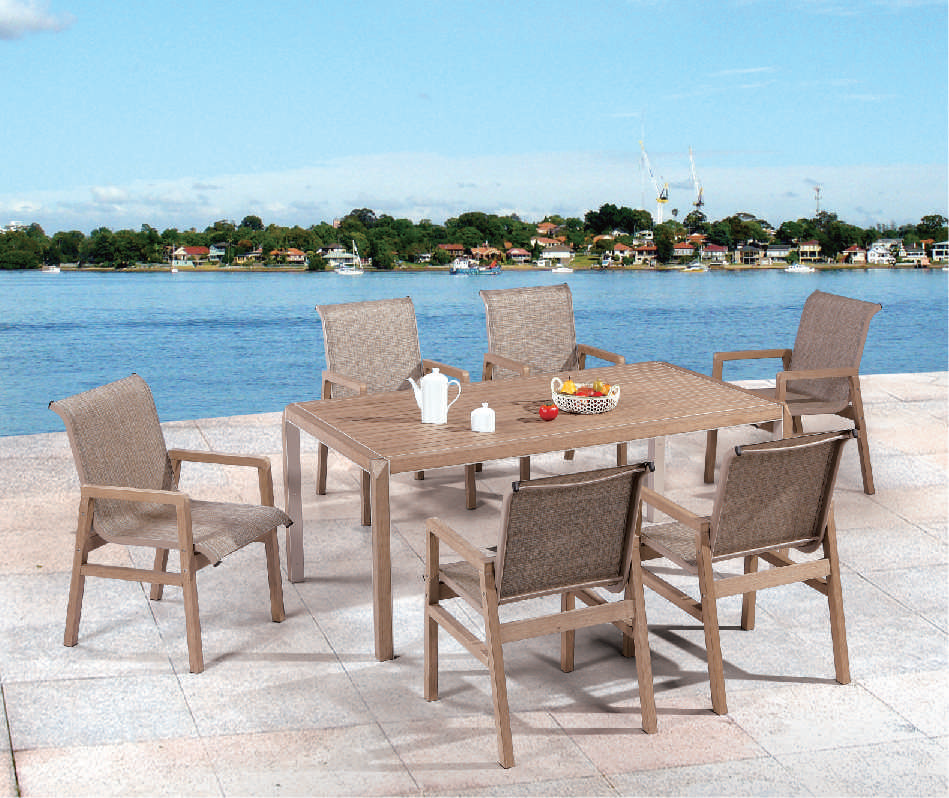 Flavium Dining Set