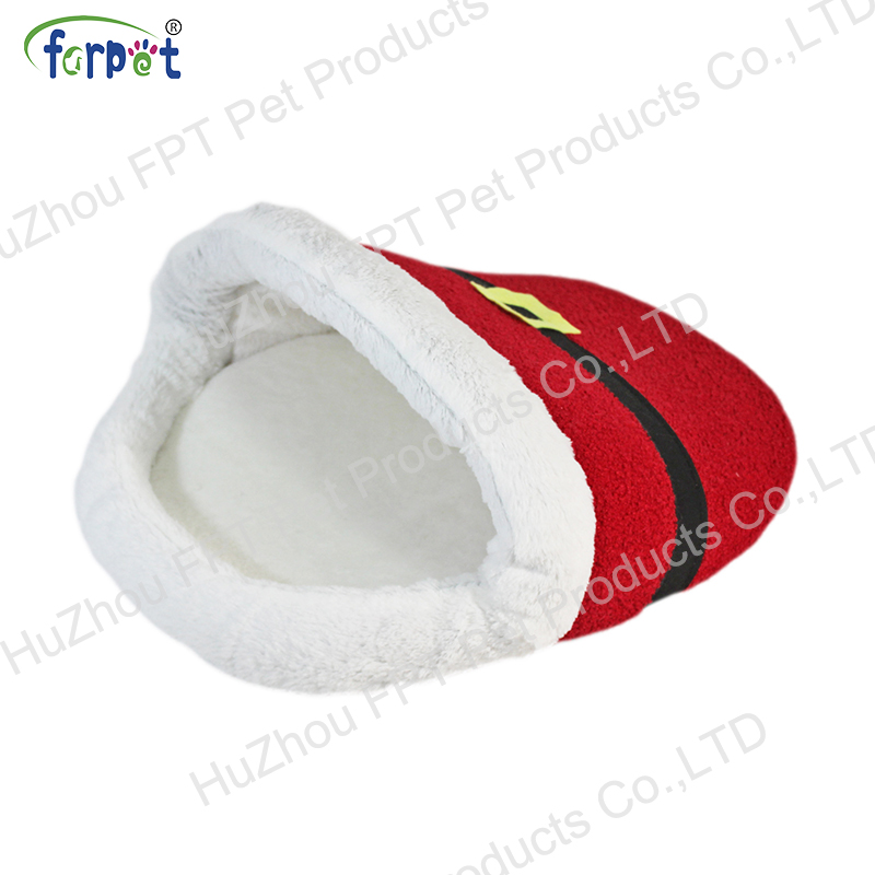 Christmas pet bedding
