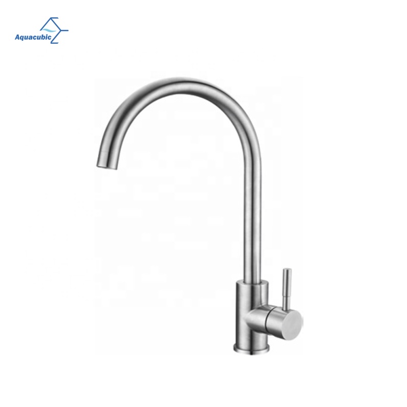Single Handle Water Mixer Tap Pull Out Chrome Surface Kitchen Faucet