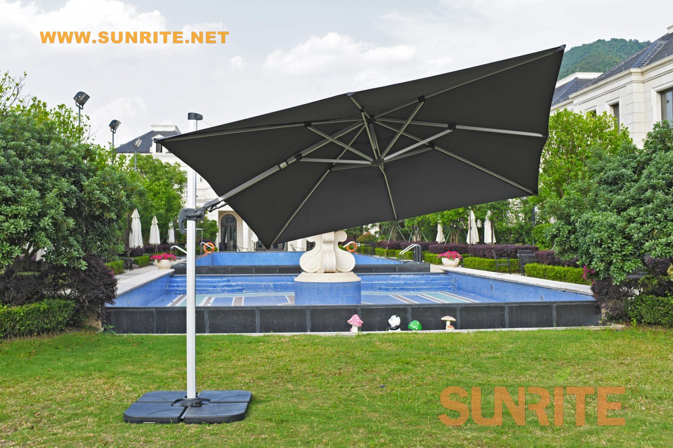 Cantilever Umbrella