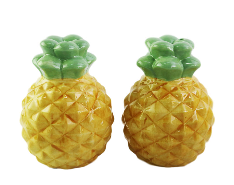 ceramic paint 3D pineapple salt n pepper spice pot seansioning jar