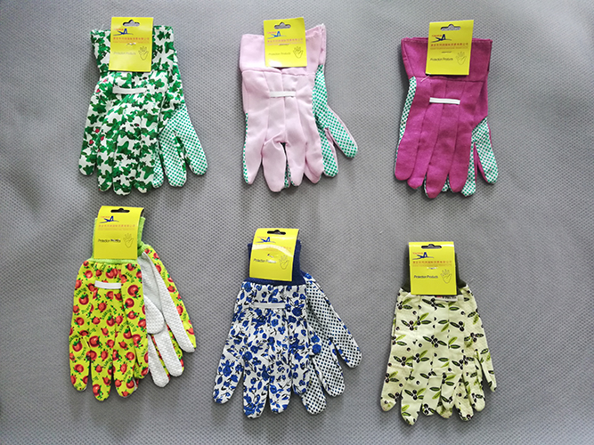 garden gloves