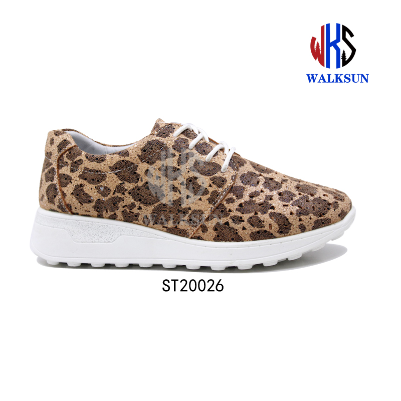Moccasin shoes