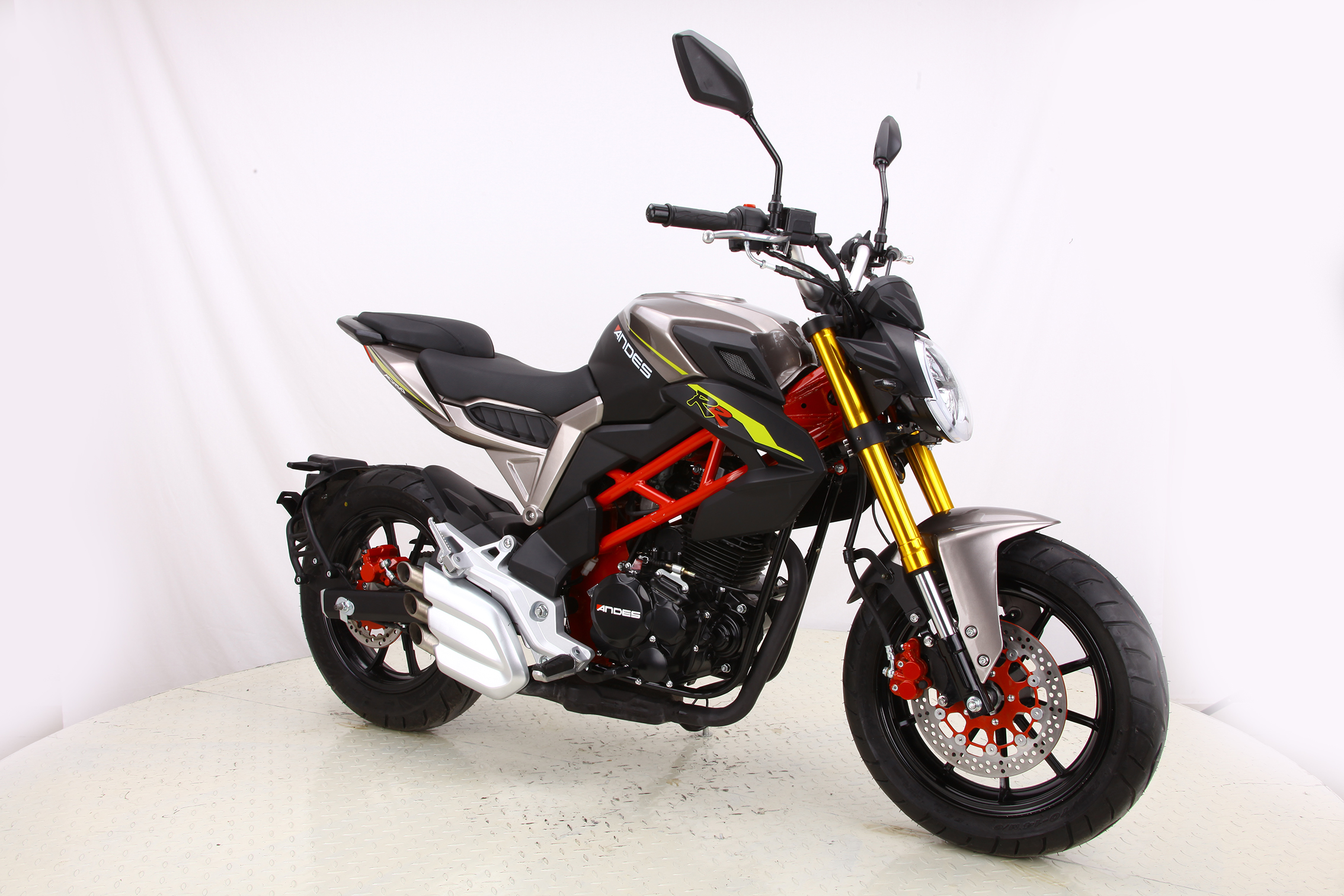 U5 Motorcycle Naked 200cc