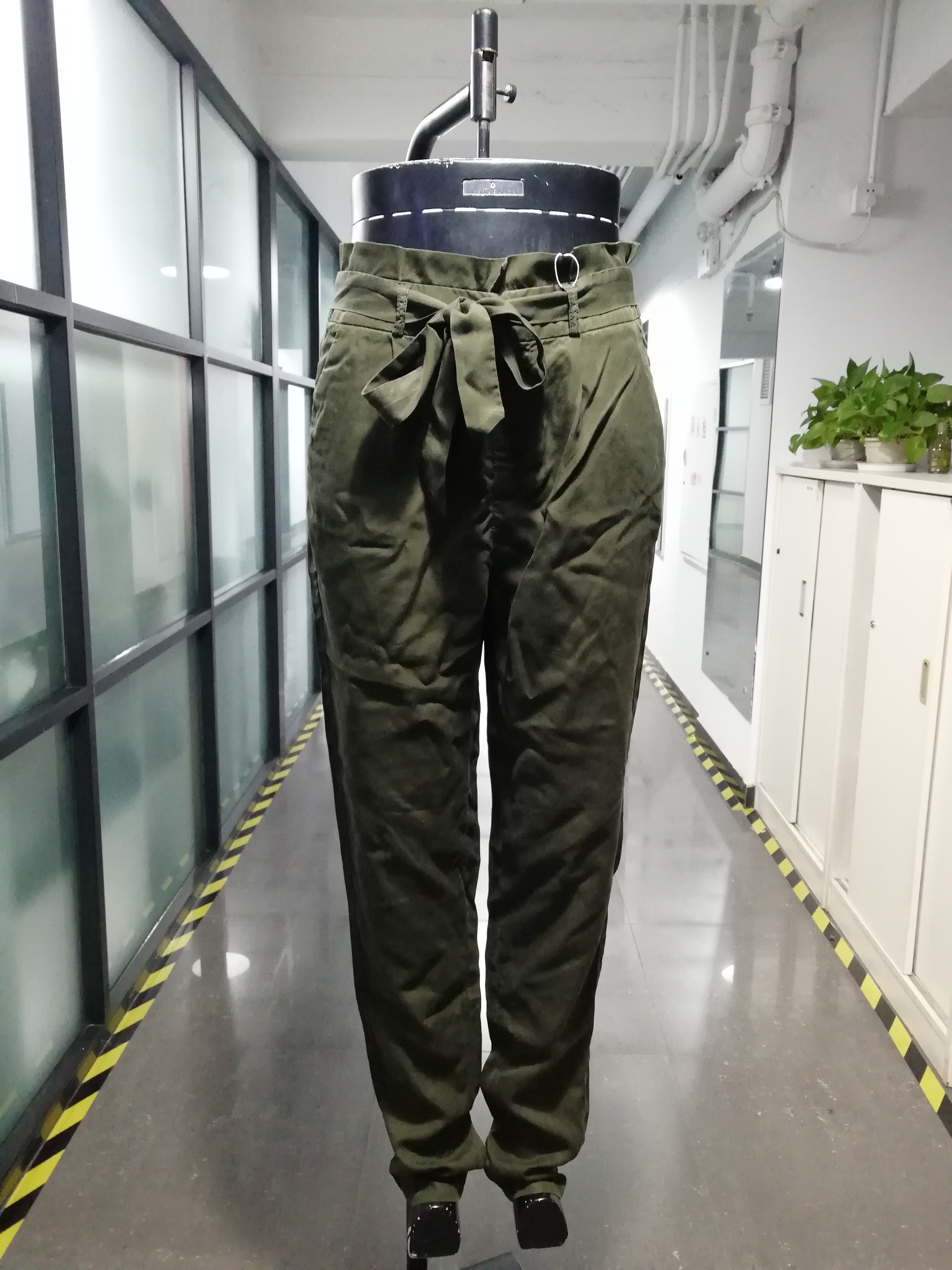 Women pant