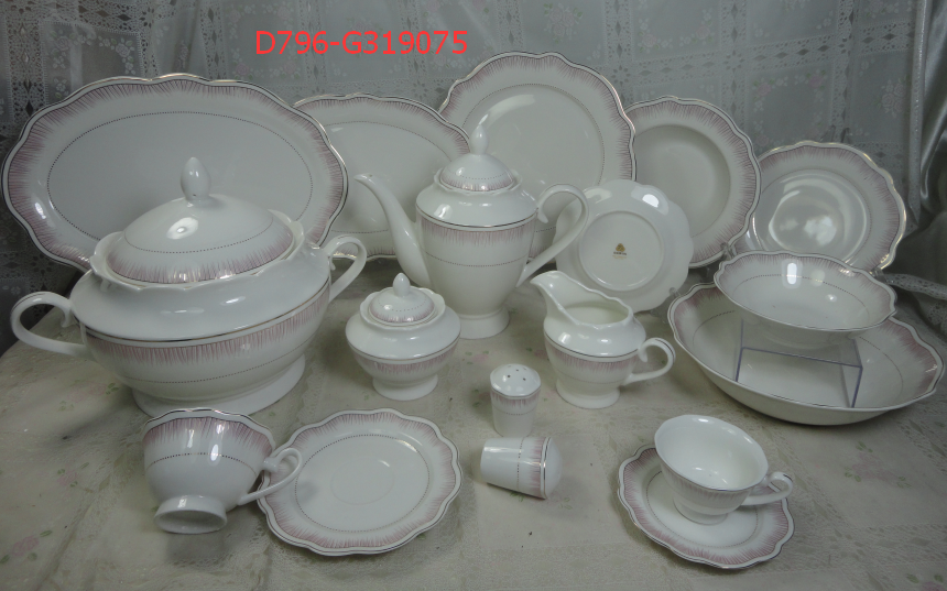 Porcelain Dinner Set