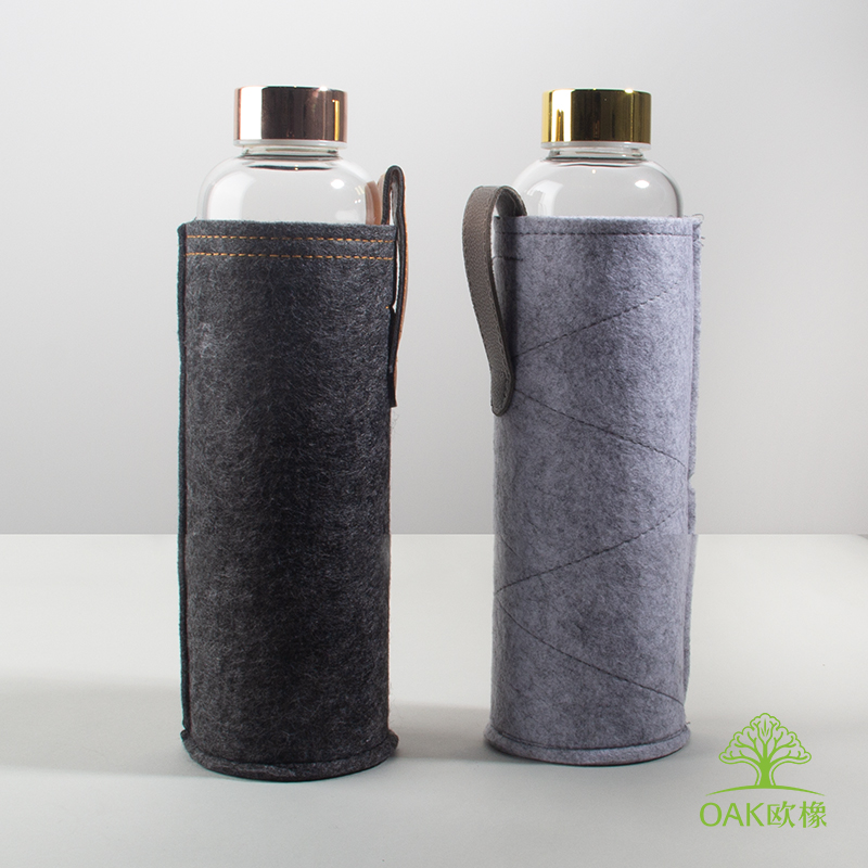 glass water bottle with pouch
