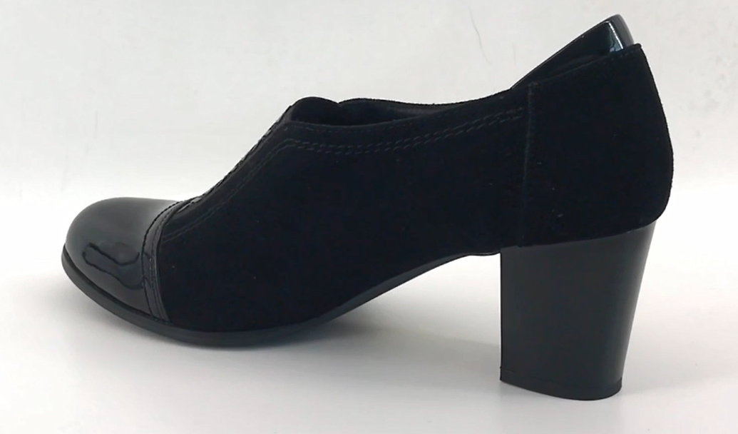 Women's shoes